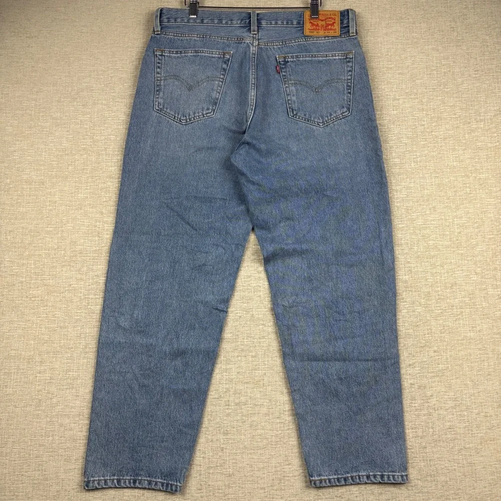 Levis 550 92 Relaxed Tapered Mens 34x29 Jeans Light Washed Blue Workwear Denim